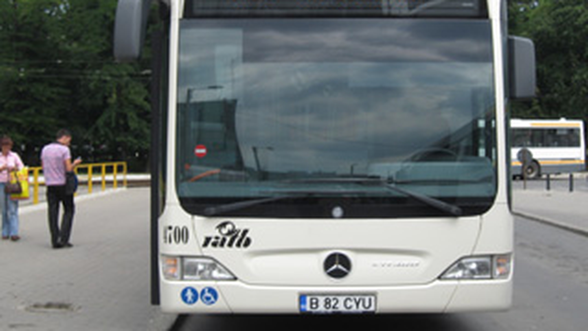 Transportul in comun va functiona si noaptea! Vezi aici pe ce trasee circula autobuzele