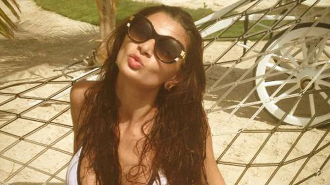 Ramona Gabor nu s-a putut abtine si si-a aratat fundul pe net! Cu posteriorul asta ii innebuneste pe arabi