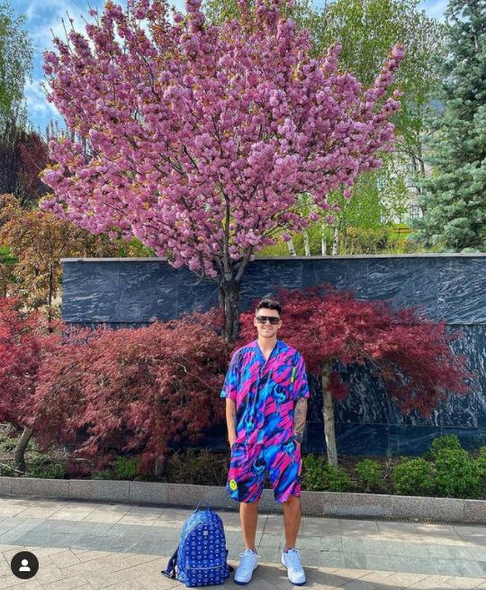 Alex Velea va lansa atacuri în versuri: “Să vă pregătiți, că le zicem pe toate”. Ce va dezvălui despre Mario Fresh și Lino Golden?