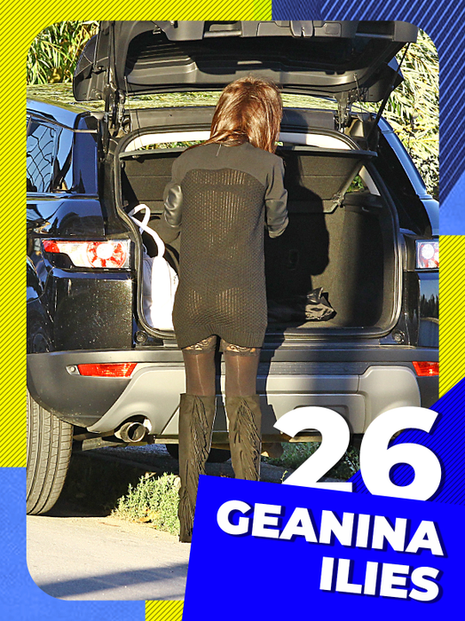 Top 50 sexy-dive care au “lovit” fără milă și au “distrus” asistența. Și-au arătat chiloțeii!