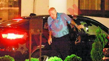 Oficialii lui City s-au distrat in club pana dimineata