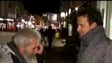 VIDEO Doi norvegieni au riscat sa-si lase casa pe mana unui cersetor roman