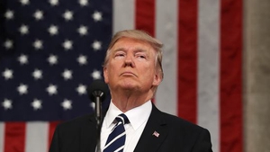 Donald Trump l-a demis pe şeful FBI, James Comey!