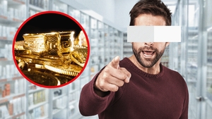 Directoarea care a golit conturile firmei farmaceutice și a cheltuit banii pe bijuterii și genți, amenințată de soț: ”Ai furat milioane! Trebuie să-ți tragi ponoasele”