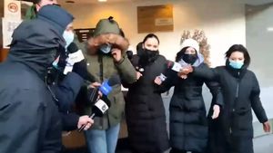 Constantin Popescu, polițistul care a ucis-o pe Raisa pe trecerea de pietoni, din nou audiat. Ce reacție a avut când a ieșit din secție