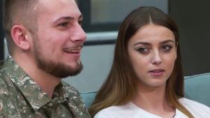 Andreea și Radu de la ,,Mireasa” au devenit părinți, chiar în ziua de Crăciun. Prima imagine cu fetița celor doi