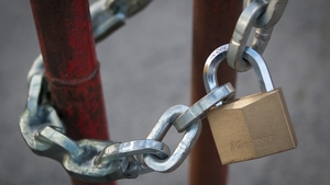 Una dintre cele mai cunoscute fabrici din România a intrat în faliment. Decizia este definitivă