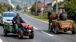 Situația ciudată din noul Cod Rutier 2026: Poți circula cu o căruță pe drumul public, dar nu cu motocultorul. De ce?