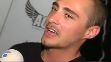 N-o sa iti vina sa crezi ce diva vrea Vladimir Draghia la pat! Imi plac doamnele tomnatice!