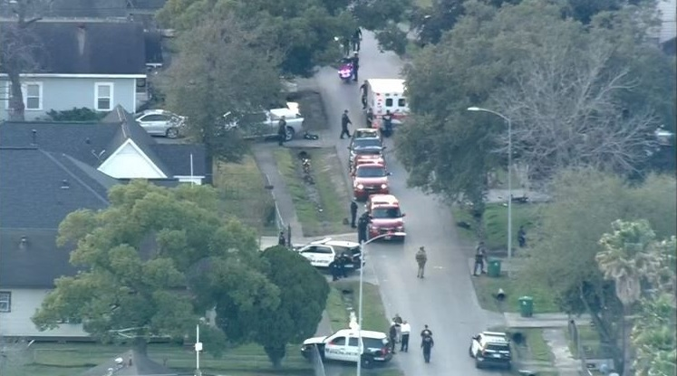 Scene sângeroase în Houston! Cinci ofițeri de poliție au fost împușcați