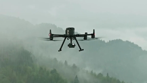 Uber a început livărirle cu drone. Comanda ajunge în trei minute în Irlanda
