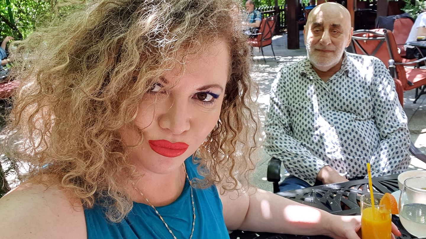 Oana Lis ar face orice pentru ca soțul ei să își revină mai repede, după infarctul suferit recent: ”L-aș duce și la femei”