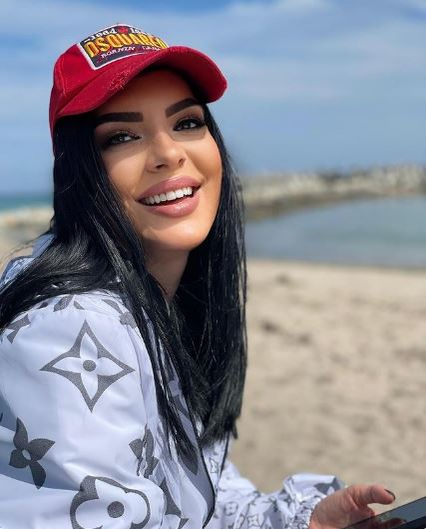 Andreea Tonciu, dezvăluiri uluitoare despre un cuplu din showbiz: ”O bate de-o rupe! Nu-i dă la față, ca trebuie să facă bani!”