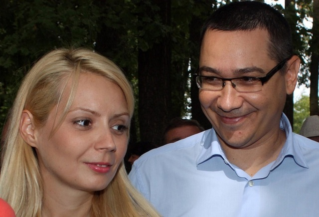 Serghei Mizil, revoltat după ce fiica lui Victor Ponta a fost dată jos din avion: „Nu era pe cont propriu, era cu un grup de elevi”