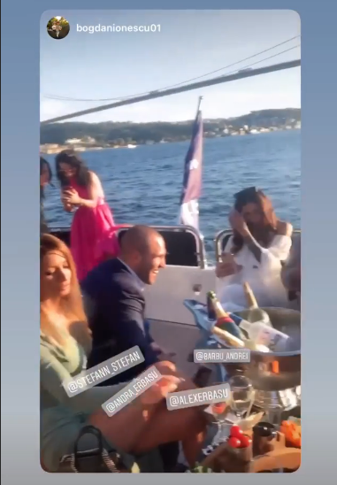Syda și Sheila își răsfață invitații pe malul Bosforului