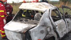Accident grav în Mizil! Un tânăr de 23 de ani a murit carbonizat. Mașina în care se afla s-a izbit de un TIR