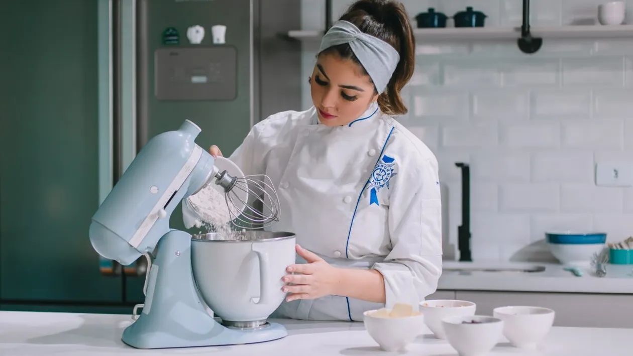 Halucinant! Ce îi punea soția în mâncare unui bărbat. Acesta a aflat după ce a instalat o cameră ascunsă în bucătărie