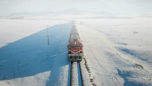 Tu știi câte fusuri orare traversează Expresul Trans-Siberian? CANCAN.RO îți spune totul despre călătorie