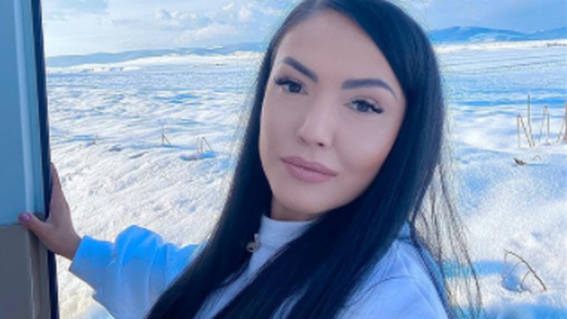 Prima reacție a Andreei Mantea, după ce s-a afișat în vacanță cu o burtică suspectă! Este sau nu gravidă pentru a doua oară?