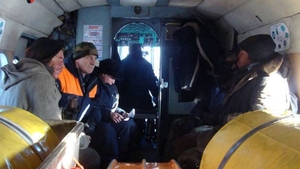 Doi pescari, care au supravieţuit 3 luni la -30 de grade, în sălbăticie, sunt acuzaţi că şi-au mâncat prietenul îngheţat!