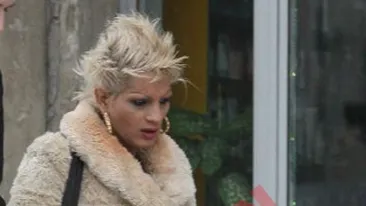 VIDEO Naomi: M-am drogat opt luni la Frankfurt ca sa uit ca am fost mutilata!