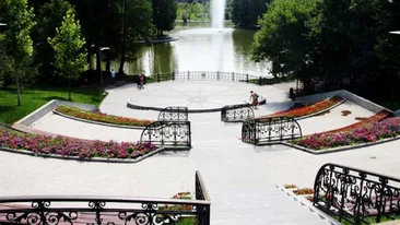 25.000 de persoane au invadat Parcul Al.I. Cuza pentru a viziona filme in aer liber