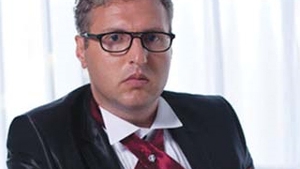 Catalin Botezatu, idolul avocatului de la "Burlacita"! "A facut cursuri de modelling si isi croieste haine ca designerul"