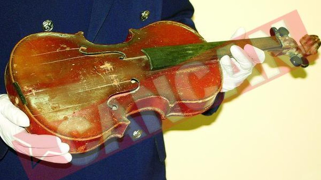 Vioara Stradivarius, de vanzare la mica publicitate