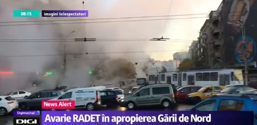 Circulaţie restricţionată spre Gara de Nord! Toată zona a fost acoperită de un abur dens