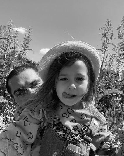 George Burcea a luat foc! O fană i-a amintit de Andreea Bălan: ”Nu aveți rusine! Casa voastră pute!”