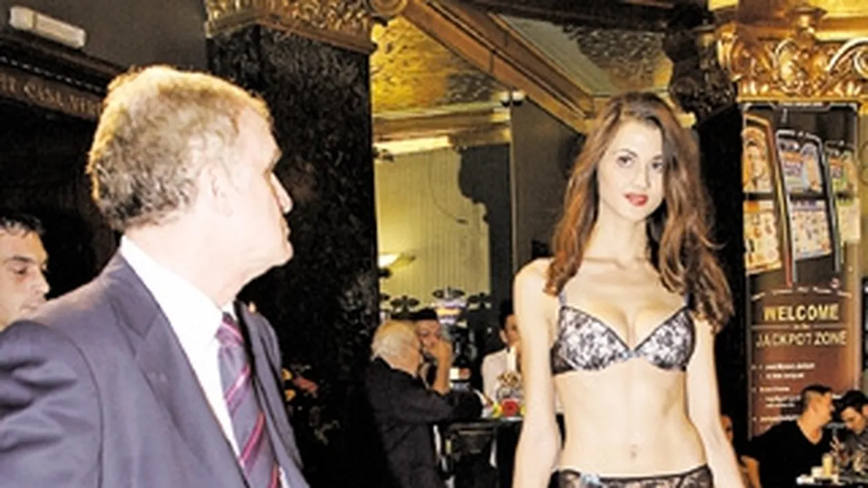 Cum s-a rugat Nati Meir la o domnisoara in lenjerie intima. Eu sunt mic, tu fa-ma... mare!