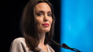 Dieta magică a Angelinei Jolie! Slăbeşti patru kilograme în trei zile! 