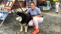 Cel mai ciudat job din România. Câți lei câștigă pe zi o „bonă” de animale de companie