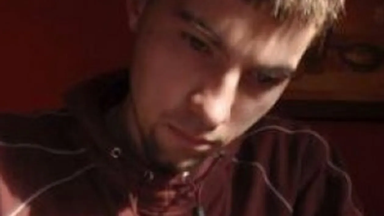 Ce zici de asta? Boldorea Nicu si-a schimbat numele in Cracker Nick, dupa ID-ul de mess!