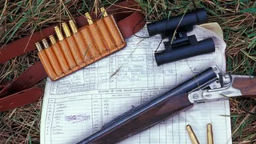 Sase persoane cercetate pentru braconaj dupa ce au fost prinse transportand o caprioara impuscata