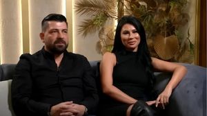 Bianca Dan de la Insula Iubirii s-a tunat înainte de Crăciun! Ce operație a pus-o Marian Grozavu să-și facă