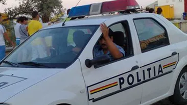 Culmea hotului prost! A vrut sa fure dintr-un magazin, dar politistii l-au gasit ascuns sub tejghea! Luase 229 de pachete de tigari!