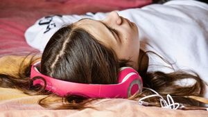 O tânără de doar 16 ani și-a dat părinții în judecată și a cerut să fie scoasă de sub tutela lor. Motivul pentru care adolescenta a recurs la acest gest