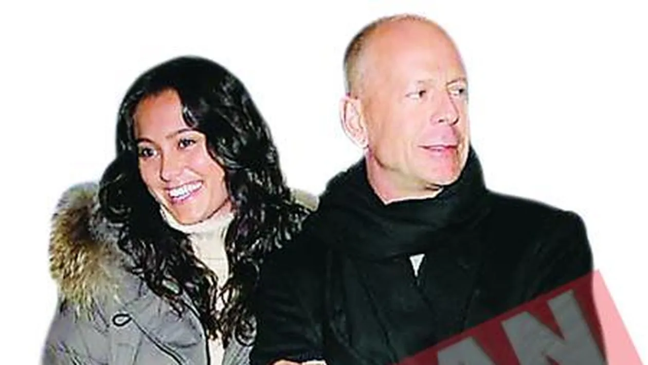 Bruce Willis are iubita cu 23 de ani mai tanara ca el
