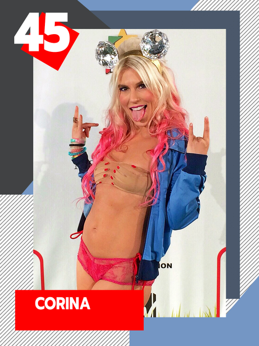 Gina Pistol, Daniela Crudu și Andreea Marin, în ipostaze ”delicioase”! TOP 50 sexy vedete care nu au mai rezistat în plină stradă!