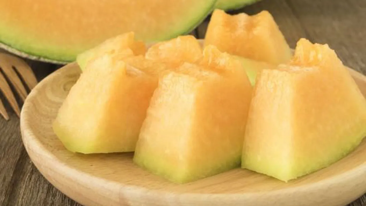 Beneficiile consumului de pepene galben! Ce vitamine conţine acest fruct