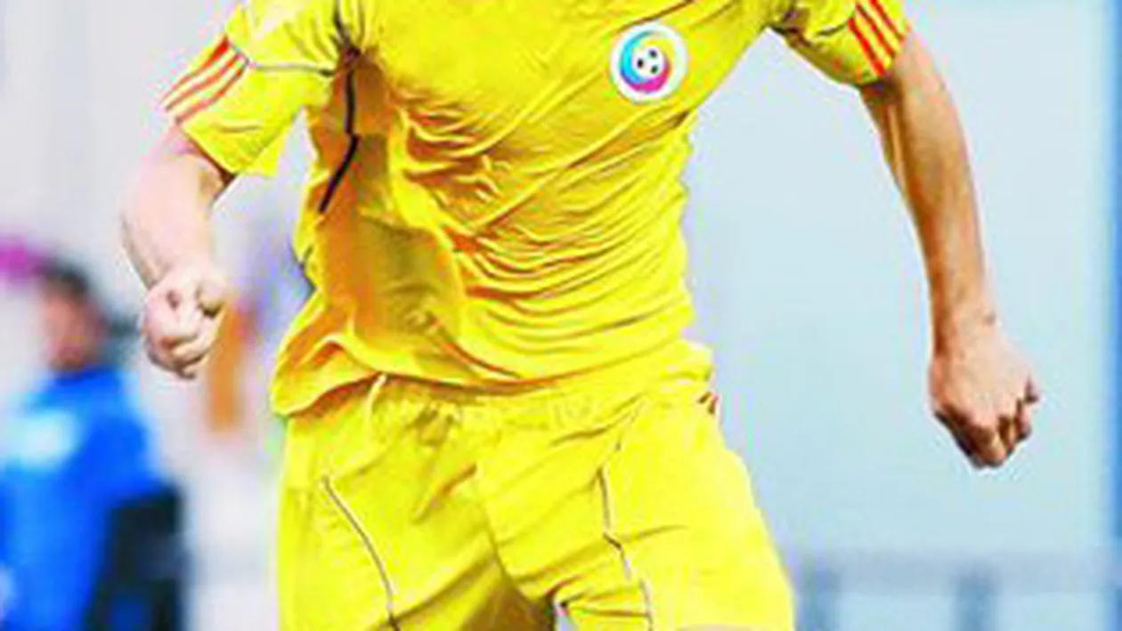 Romania invinge Turkmenistanul cu 4-0! Cristi Tanase si Marius Niculae au dat cate o dubla!
