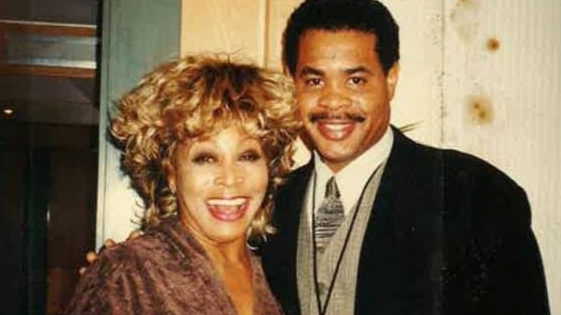 Fiul Tinei Turner, Craig Raymond, s-a sinucis!