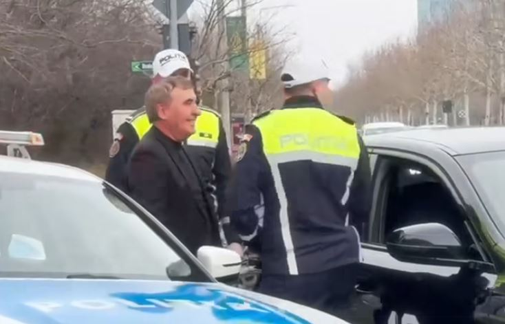 Reacția haioasă a lui Ilie Năstase, după ce Gică Hagi a fost oprit de Poliție chiar de ziua lui de naștere: ”Ce norocos poți să fii!”