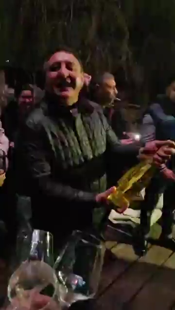 "Împăratul lumii" și-a "onorat" porecla
