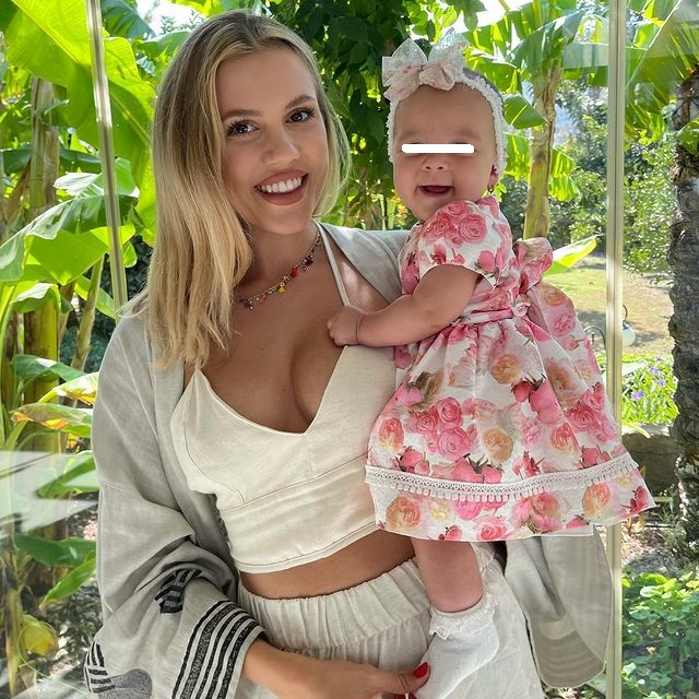 Emily și fetița ei, Amedea / Sursă foto: Instagram