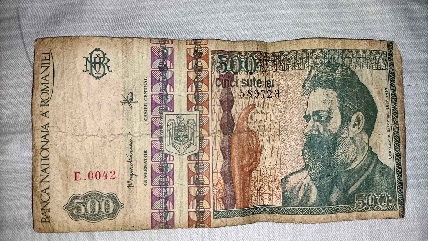Mai ții minte bancnota de 500 de lei cu chipul lui Brâncuși? Suma uriașă cu care se vinde acum, în 2022