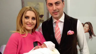 Premiera! Primele fotografii cu fetita sotilor Alina Sorescu - Alexandru Ciucu!