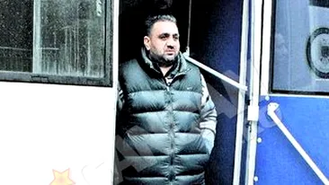 Bercea Mondial a fost operat de fata cu un gardian de la penitenciar! Interventia a decurs foarte bine!