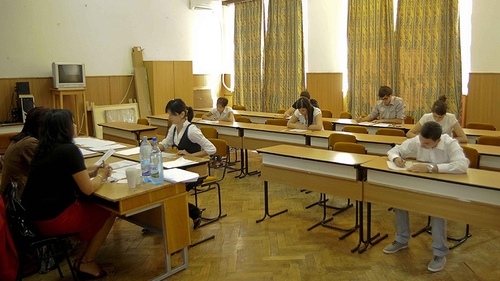 Scandal urias la Bac! Conducerea unui intreg liceu din Capitala a fost demisa! Vezi de ce!